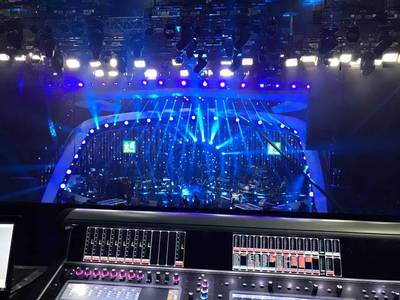 《歌手》2018 从LOGO到舞台的匠心独运，揭秘灯光音响的“小心机”